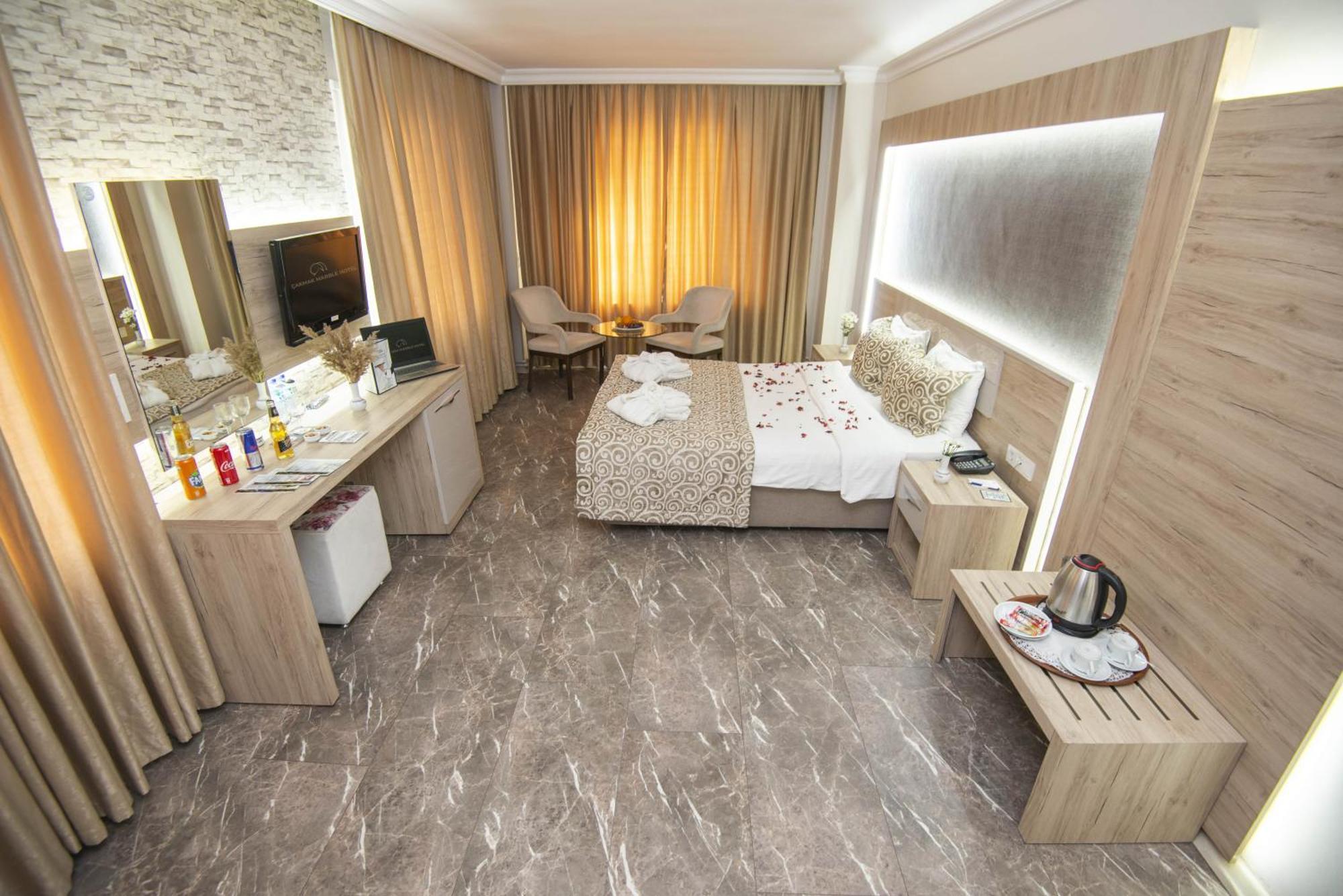 Afyon Mcg Marble Hotel افيون المظهر الخارجي الصورة